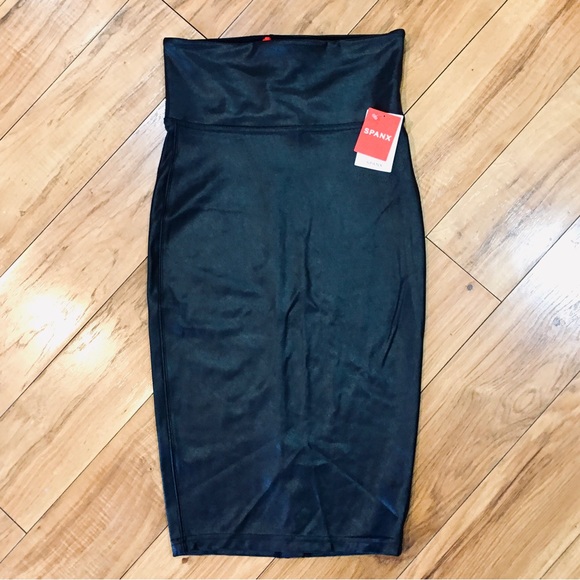 Spanx black faux leather midi pencil skirt sheen small party date night - Picture 1 of 6